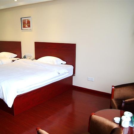 Greentree Inn Zhejiang Jiaxing Nanyang College Henglong Square Business Hotel المظهر الخارجي الصورة