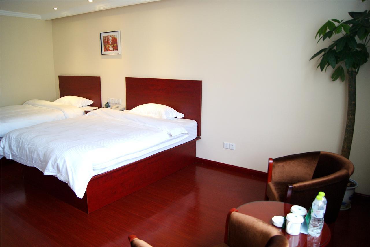 Greentree Inn Zhejiang Jiaxing Nanyang College Henglong Square Business Hotel المظهر الخارجي الصورة
