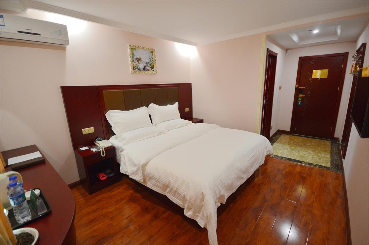 Greentree Inn Zhejiang Jiaxing Nanyang College Henglong Square Business Hotel المظهر الخارجي الصورة
